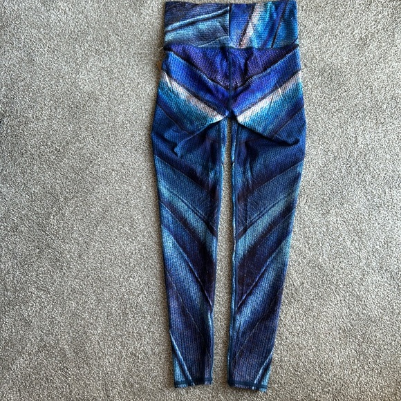 NWT Niyama Sol Morpho Leggings - Picture 8 of 9